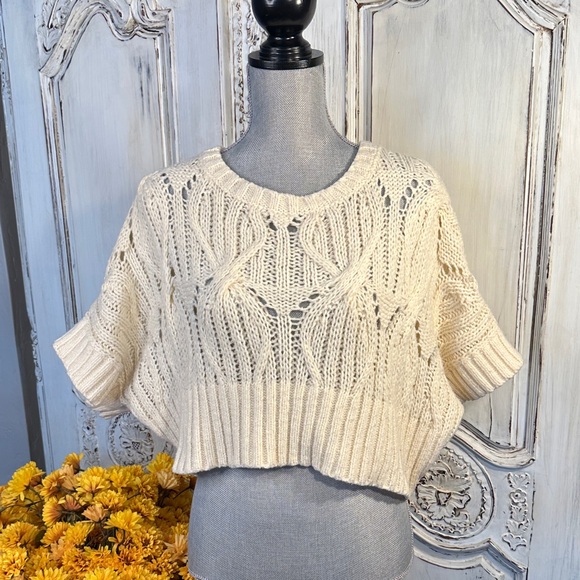 Miss Love Sweaters - Miss Love Women's Oversized Cream Cable Knit Cropped Sweater